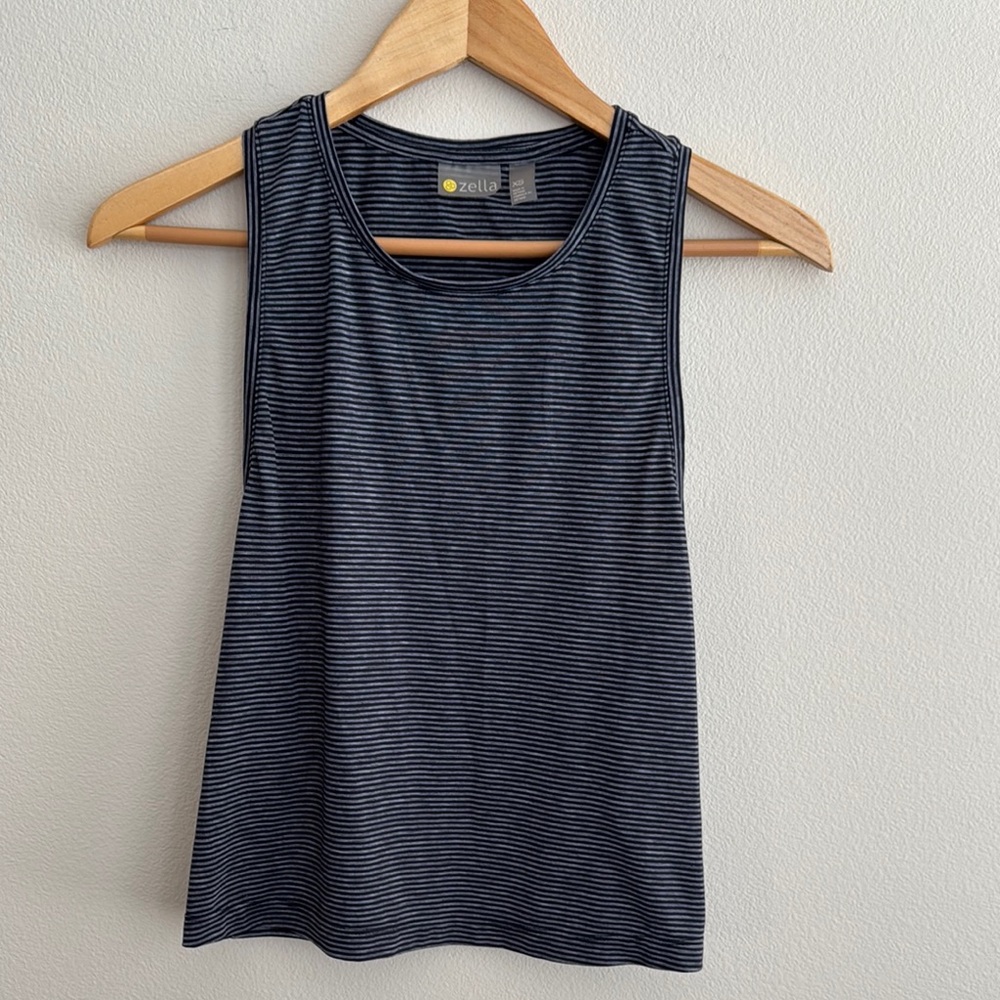 Zella Women's Black Striped Tank Top